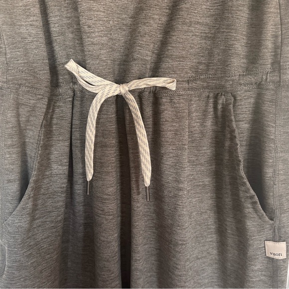 Vuori Lux Jumpsuit Gray Heather Drawstring Pants Knit Small. - Picture 6 of 6